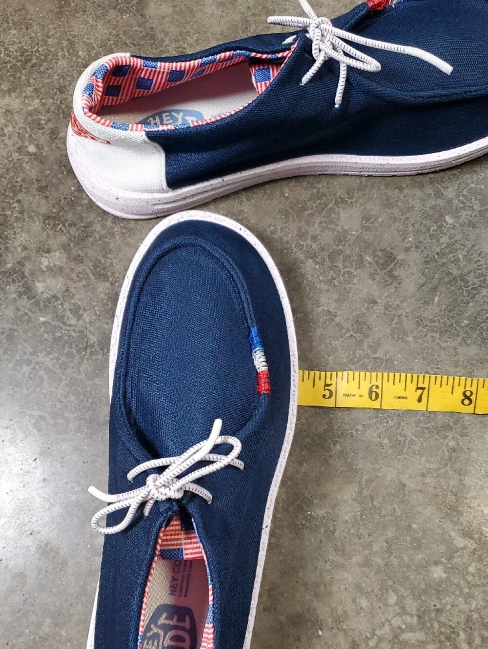 Hey Dude Men’s Wally Hey Comf Patriotic Flag Red White & Blue Boat Shoes Size 41